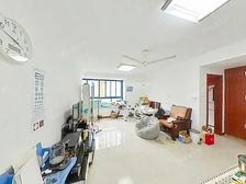 新出房源+东源名都二期+南北俩房+诚意出售+看房方便