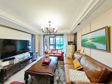 中山润园,环球港边上次新小区,周边5条地铁步行200米