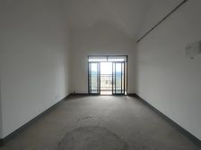 新上 小洋楼 出门轻轨站 公园 1公里龙湖天街 楼下超市