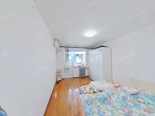 上地东里 1室1厅 南 北