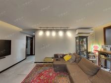 电梯房,厨卫朝北,近商圈,繁华地段,诚意出售