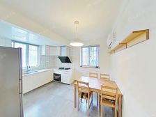 新出精装边户全明2房,不靠路,前面无遮挡,近入口,非常好的房