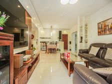 新上,明园板楼少有户型,南北通透,采光不挡,价格好谈