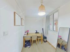 南三环 洋桥 旁 角门东里地铁4和10号线实际上满2公房