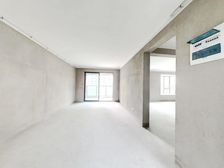 九龙家苑五期 全新毛坯,采光好,户型好诚心出售!