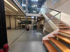 望京 草场地新出300平 独栋遗留精装 独立门头 特价出