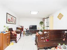 双地铁 2002年精装两居 高 看房方便