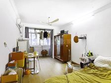 安图新村 朝南一门关 中间楼层 采光好