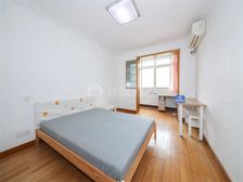 精装满五年 中间楼层 诚意出售