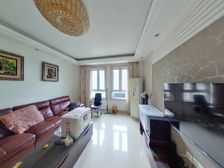 房子精装修,视野开阔,采光好,交通方便,看房方便,有钥匙