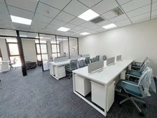 含票无中介!双山大厦110平!精装带家具!拎包办公!临地铁