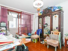 小区中间位置+商圈配套完善+1公里内11.14号线+一站换乘