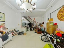 南无遮挡北邻河,格局改动合理大花园,诚意出售