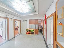 龙西 吴中二村 一楼带院 4室1厅 带独库