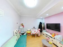 绿波家园 精装修双南大两房 中间楼层 采光好。