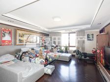 公园1872 聚焦4居 南北通透 2015年交房 带地暖