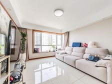 单价低!怀德名园 3室 精装修保养好 中上层采光有钥匙