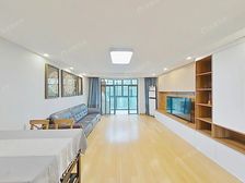 园区玲珑湾 三房改两房 南北通透,全新装修带地暖,采光无影响