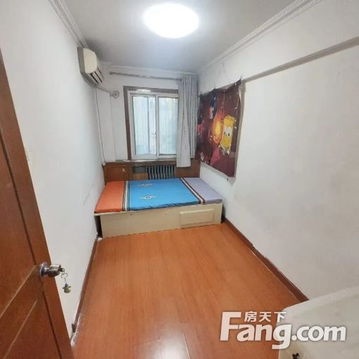 合租 邻近龙泽地铁口 龙华园 次卧 精装修