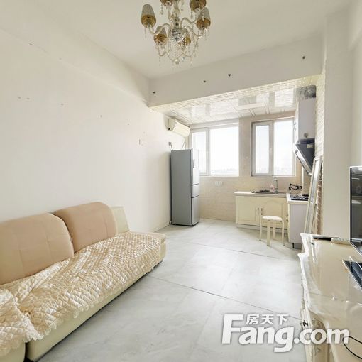 凤城盛世 1室1厅 南 简装