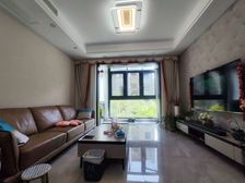 商业配套成熟 临地铁 中间好楼层 停车方便 近医院 交通便利