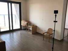 正南 蔚蓝城市花园 3室2厅 精装修