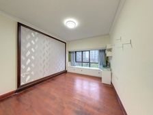 招商花园城一期大户型 小区中间 四房三卫南北通 前后无遮挡