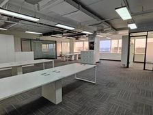 海淀 上地地铁旁(金隅嘉华大厦)南向260平精装空置