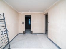 小高层 6楼 看中可谈 保利大都汇 3室2厅 毛坯