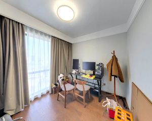 开市客旁边 业主急卖 诚心出售 户型方正 南北通风