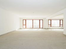 新上西山壹号院毛坯一层下跃 中心位置 带车位 看房方便有钥匙