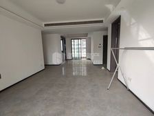 新旅明樾府小区中间位置高楼层南北通透精装修四房诚意出售