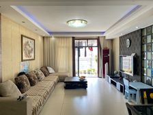 店长力荐 杨家坪 轻轨旁 价格还可以少几万 急卖