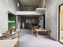茶园新区,轨道旁边 中交漫山四期 三房 211万