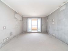 新出路劲城 毛坯 特价急卖 好楼层 随时看房