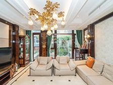 红梅公园旁 稀缺联排 中间户 御翠园别墅区 5室3厅 精装修