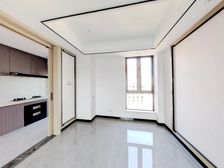 次顶楼,精装约90万,全新未入住,视野开阔