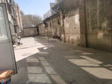 西下关76号院 一楼带小院 十七中 联盟西