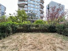 价格可谈 带150平花园 豪装没入住过 龙湖金茂北岛一期