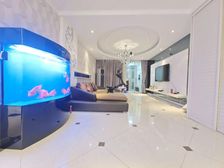 新出 首创国际城洋房一楼 精装修 东房山小院大 有车位随时看