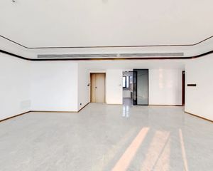 宝龙一城 4室2厅 南