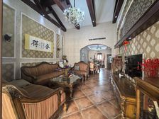 业主急售!中央公园 精装顶跃 四房双卫 带大露台 性价比高