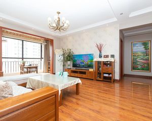 南北通透君悦蓝庭4室2厅精装修