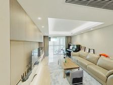 明日星城新装2年3房有车位 11年建成 9号线口满五