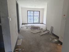 融创空港宸院(二期) 出行方便 临地铁 中间楼层采光好