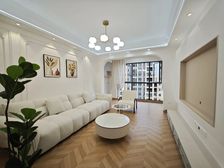 骏景豪廷2室2厅精装修南北