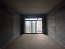 九龙坡区 新华春天 三房 65万