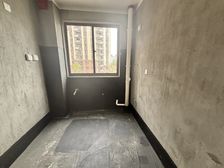 菁萃里3房西毛坯真实好房