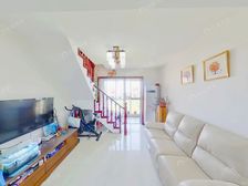 新北苑润泽 顶层复式4居,东边正对小区花园,西侧一览别墅景观