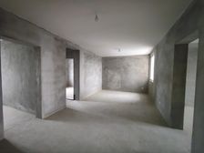 秀山花园3房南毛坯真实好房